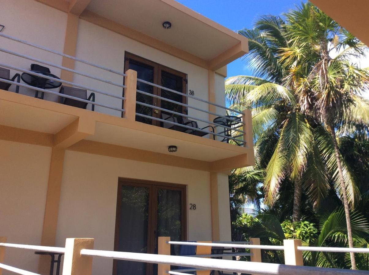 Beach Club Condos At Popeyes Caye Caulker Εξωτερικό φωτογραφία