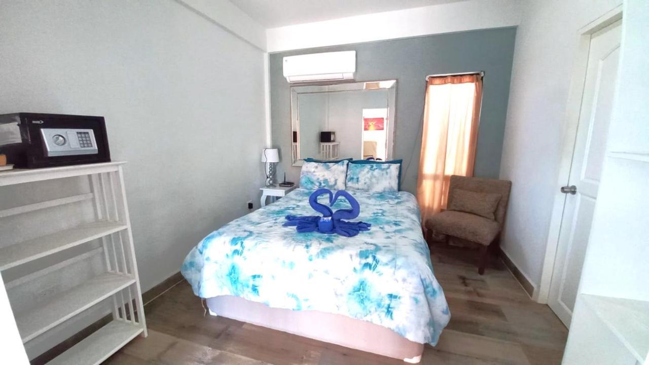 Beach Club Condos At Popeyes Caye Caulker Εξωτερικό φωτογραφία