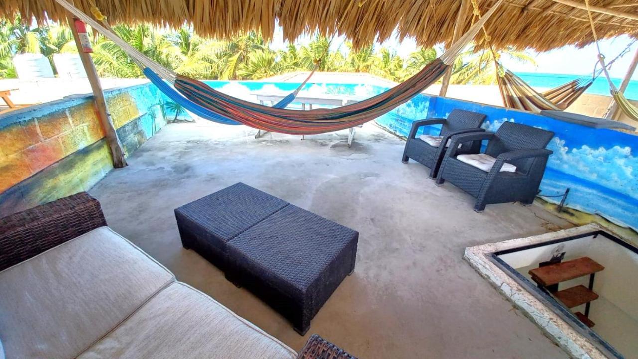 Beach Club Condos At Popeyes Caye Caulker Εξωτερικό φωτογραφία