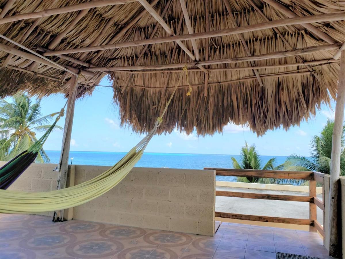 Beach Club Condos At Popeyes Caye Caulker Εξωτερικό φωτογραφία