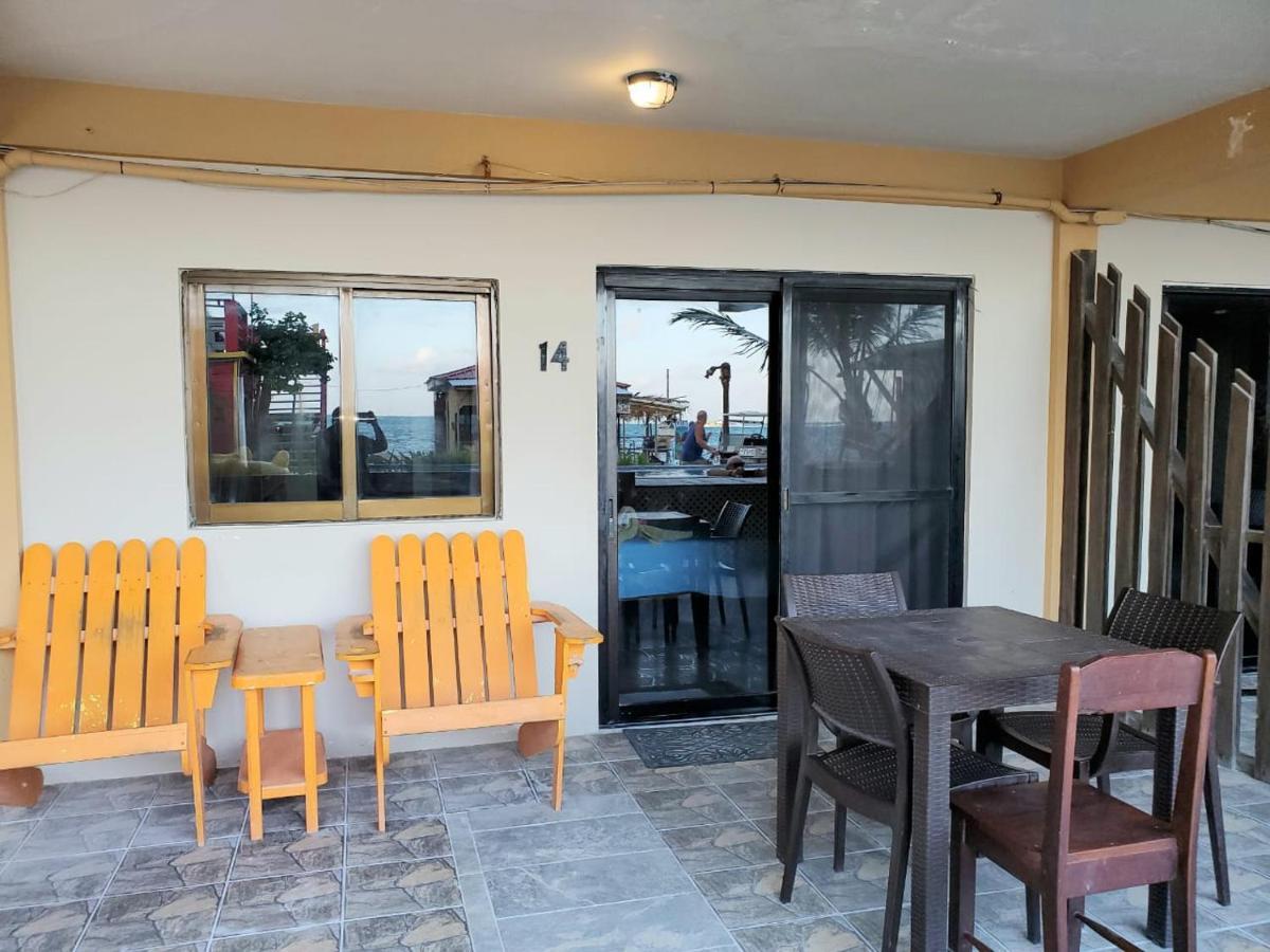 Beach Club Condos At Popeyes Caye Caulker Εξωτερικό φωτογραφία